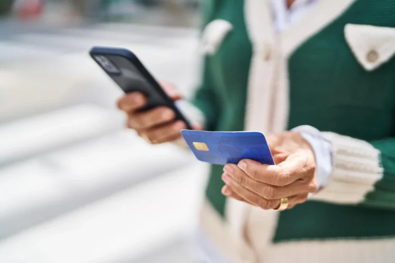 Cómo quitar una tarjeta de Wallet